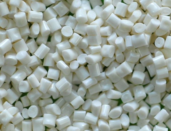 АБС-пластик гранулированный STAREX VH-0810 фото