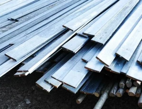 Полоса стальная г/к гладкая в бухтах Р6М5 50х175 мм ГОСТ 19265-73 фото