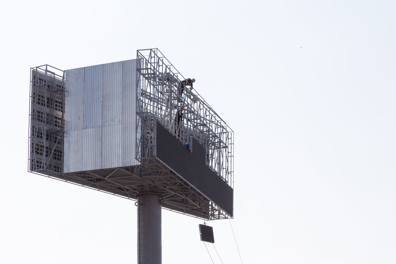 Изготовление рекламных конструкций